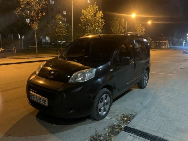 Черный Пежо Биппер груз.-пасс., объемом двигателя 1.4 л и пробегом 169 тыс. км за 5400 $, фото 1 на Automoto.ua