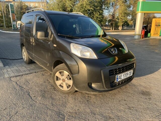 Черный Пежо Биппер груз.-пасс., объемом двигателя 1.4 л и пробегом 169 тыс. км за 5400 $, фото 2 на Automoto.ua