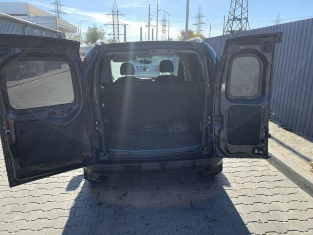 Черный Пежо Биппер груз.-пасс., объемом двигателя 1.4 л и пробегом 169 тыс. км за 5400 $, фото 8 на Automoto.ua