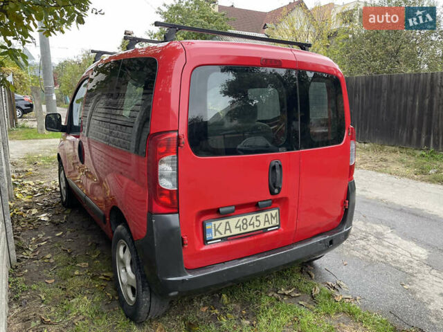 Красный Пежо Биппер груз.-пасс., объемом двигателя 1.4 л и пробегом 200 тыс. км за 2400 $, фото 2 на Automoto.ua