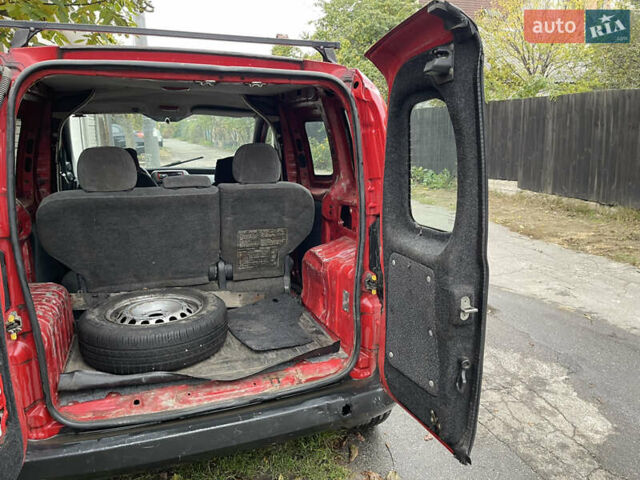 Красный Пежо Биппер груз.-пасс., объемом двигателя 1.4 л и пробегом 200 тыс. км за 2400 $, фото 7 на Automoto.ua