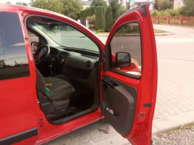 Червоний Пежо Біппер вант.-пас., об'ємом двигуна 1.4 л та пробігом 280 тис. км за 3200 $, фото 4 на Automoto.ua