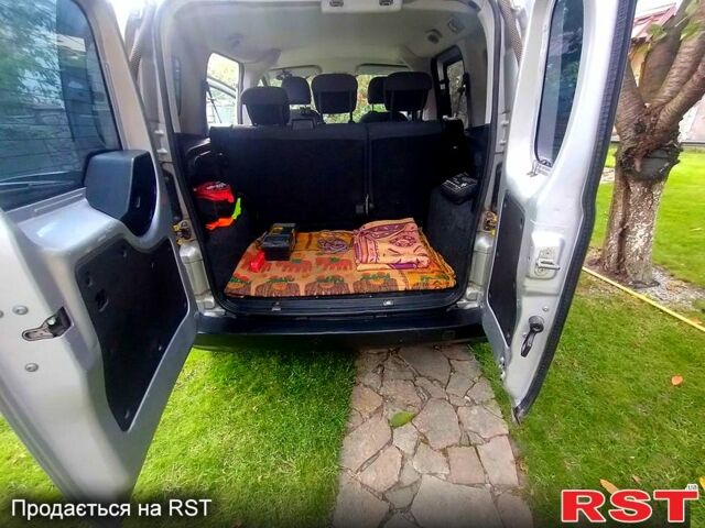 Серый Пежо Биппер груз.-пасс., объемом двигателя 1.3 л и пробегом 170 тыс. км за 5500 $, фото 5 на Automoto.ua