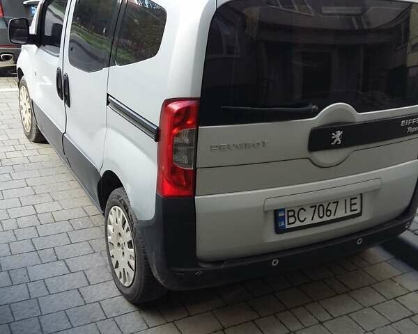 Пежо Биппер груз.-пасс. 2011 в Львове на Automoto.ua Серый Пежо Биппер груз.-пасс., объемом двигателя 1.2 л и пробегом 248 тыс. км за 5000 $, фото 1 на Automoto.ua