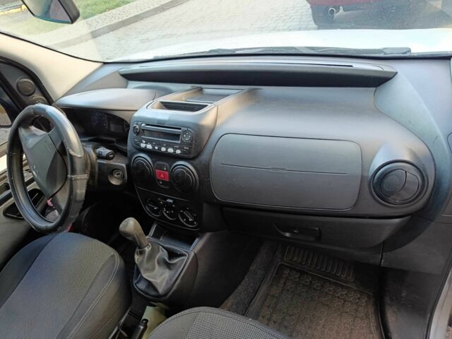 Серый Пежо Биппер груз.-пасс., объемом двигателя 1.2 л и пробегом 248 тыс. км за 4300 $, фото 4 на Automoto.ua