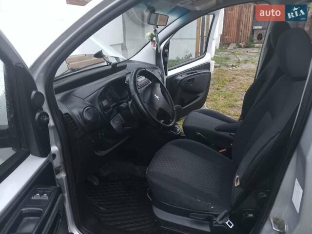 Сірий Пежо Біппер вант.-пас., об'ємом двигуна 1.4 л та пробігом 210 тис. км за 5600 $, фото 4 на Automoto.ua