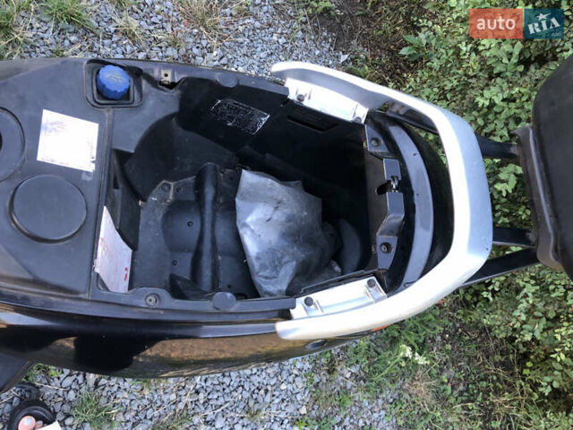 Черный Пежо Елисео, объемом двигателя 0.12 л и пробегом 0 тыс. км за 850 $, фото 10 на Automoto.ua