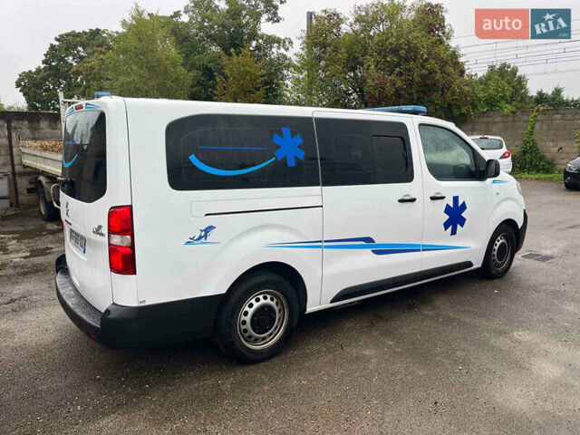 Белый Пежо Эксперт груз.-пасс., объемом двигателя 0 л и пробегом 260 тыс. км за 22800 $, фото 2 на Automoto.ua
