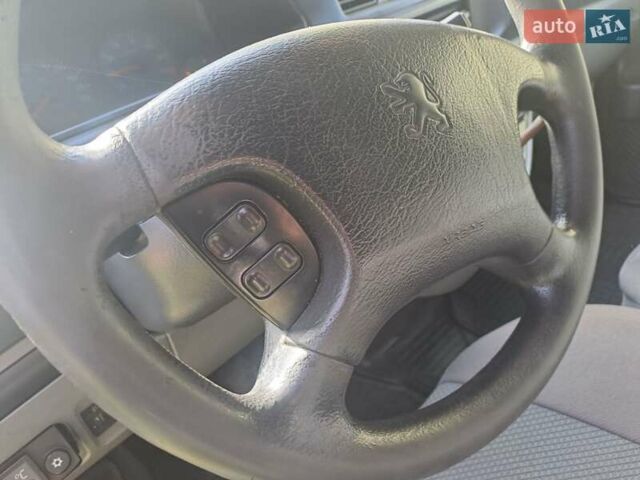 Белый Пежо Эксперт груз.-пасс., объемом двигателя 1.87 л и пробегом 250 тыс. км за 4500 $, фото 4 на Automoto.ua