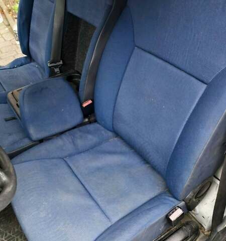 Белый Пежо Эксперт груз.-пасс., объемом двигателя 2 л и пробегом 425 тыс. км за 2500 $, фото 16 на Automoto.ua