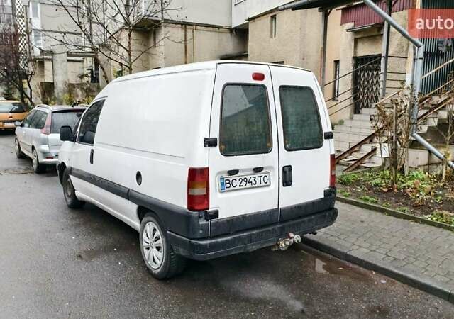 Белый Пежо Эксперт груз.-пасс., объемом двигателя 2 л и пробегом 425 тыс. км за 3200 $, фото 3 на Automoto.ua
