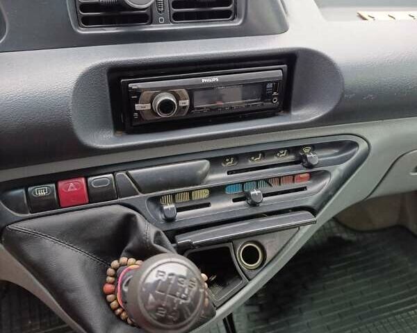 Белый Пежо Эксперт груз.-пасс., объемом двигателя 2 л и пробегом 485 тыс. км за 3800 $, фото 8 на Automoto.ua