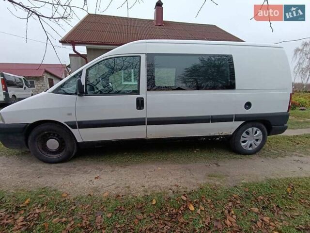 Белый Пежо Эксперт груз.-пасс., объемом двигателя 2 л и пробегом 485 тыс. км за 3800 $, фото 10 на Automoto.ua