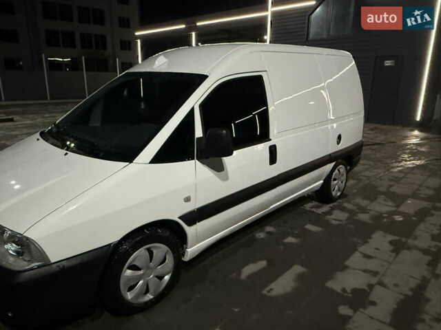 Білий Пежо Експерт вант.-пас., об'ємом двигуна 2 л та пробігом 347 тис. км за 3600 $, фото 1 на Automoto.ua