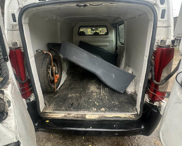 Пежо Эксперт груз.-пасс. 2007 в Днепре (Днепропетровске) на Automoto.ua Белый Пежо Эксперт груз.-пасс., объемом двигателя 2 л и пробегом 480 тыс. км за 4500 $, фото 5 на Automoto.ua