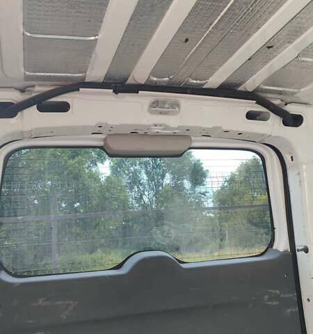 Білий Пежо Експерт вант.-пас., об'ємом двигуна 2 л та пробігом 310 тис. км за 5500 $, фото 12 на Automoto.ua