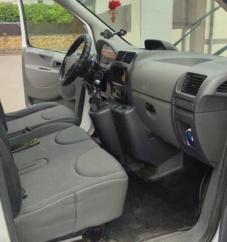 Білий Пежо Експерт вант.-пас., об'ємом двигуна 2 л та пробігом 310 тис. км за 5500 $, фото 10 на Automoto.ua