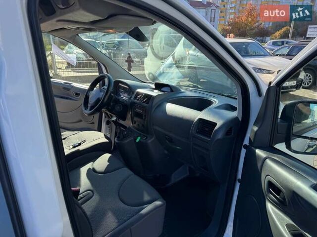 Белый Пежо Эксперт груз.-пасс., объемом двигателя 1.56 л и пробегом 437 тыс. км за 6900 $, фото 14 на Automoto.ua