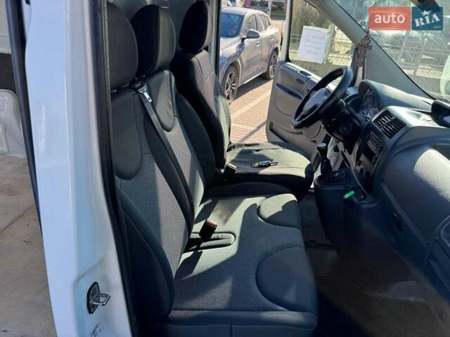 Белый Пежо Эксперт груз.-пасс., объемом двигателя 1.56 л и пробегом 437 тыс. км за 6900 $, фото 13 на Automoto.ua