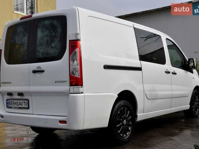 Белый Пежо Эксперт груз.-пасс., объемом двигателя 2 л и пробегом 240 тыс. км за 8999 $, фото 9 на Automoto.ua