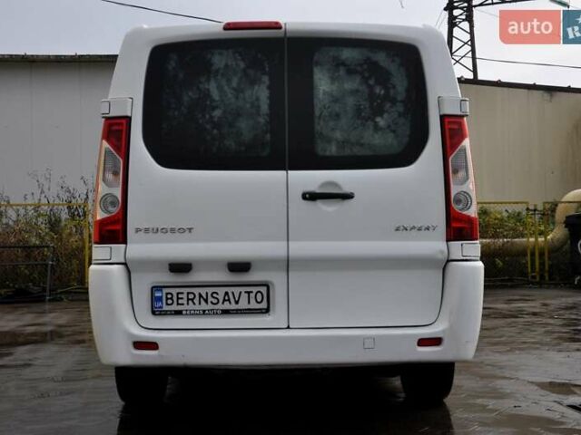 Белый Пежо Эксперт груз.-пасс., объемом двигателя 2 л и пробегом 240 тыс. км за 8999 $, фото 11 на Automoto.ua