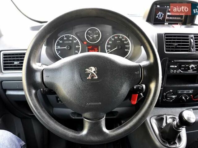 Белый Пежо Эксперт груз.-пасс., объемом двигателя 2 л и пробегом 240 тыс. км за 8999 $, фото 27 на Automoto.ua