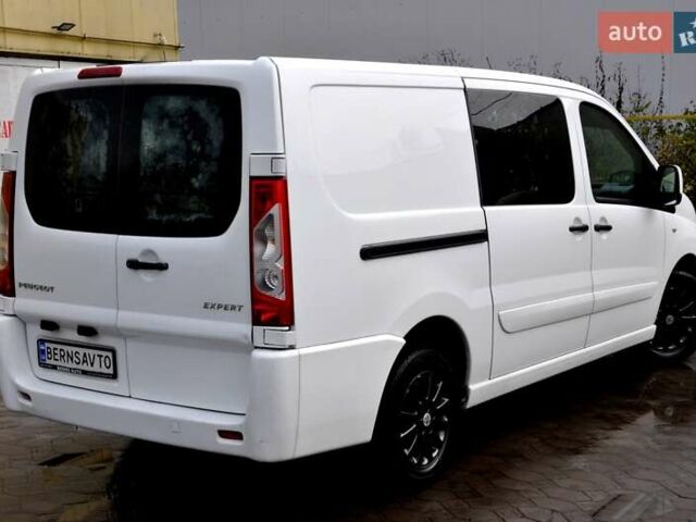 Белый Пежо Эксперт груз.-пасс., объемом двигателя 2 л и пробегом 240 тыс. км за 8999 $, фото 33 на Automoto.ua