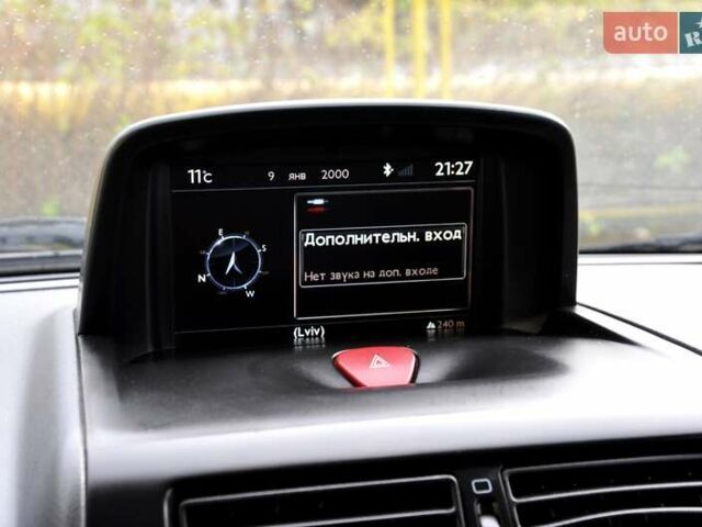 Белый Пежо Эксперт груз.-пасс., объемом двигателя 2 л и пробегом 240 тыс. км за 8999 $, фото 25 на Automoto.ua