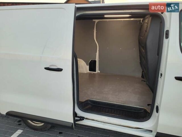 Белый Пежо Эксперт груз.-пасс., объемом двигателя 2 л и пробегом 264 тыс. км за 16500 $, фото 8 на Automoto.ua