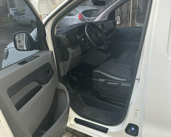 Белый Пежо Эксперт груз.-пасс., объемом двигателя 2 л и пробегом 159 тыс. км за 14400 $, фото 11 на Automoto.ua