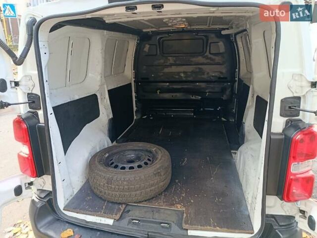 Белый Пежо Эксперт груз.-пасс., объемом двигателя 2 л и пробегом 255 тыс. км за 13200 $, фото 4 на Automoto.ua