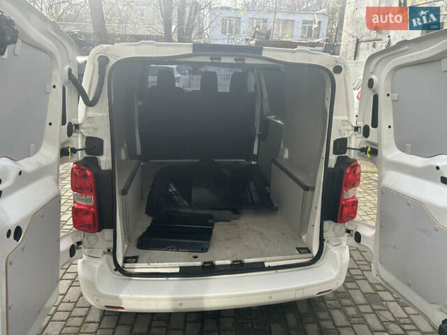 Белый Пежо Эксперт груз.-пасс., объемом двигателя 2 л и пробегом 159 тыс. км за 14400 $, фото 5 на Automoto.ua