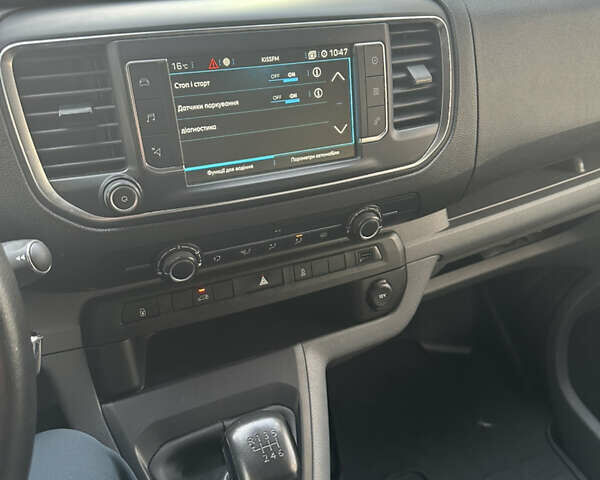 Белый Пежо Эксперт груз.-пасс., объемом двигателя 2 л и пробегом 159 тыс. км за 14400 $, фото 13 на Automoto.ua