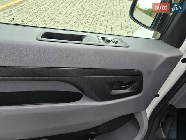 Белый Пежо Эксперт груз.-пасс., объемом двигателя 2 л и пробегом 170 тыс. км за 16499 $, фото 41 на Automoto.ua