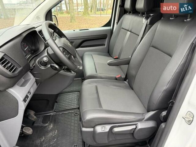 Белый Пежо Эксперт груз.-пасс., объемом двигателя 1.5 л и пробегом 165 тыс. км за 16450 $, фото 33 на Automoto.ua