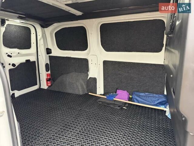 Белый Пежо Эксперт груз.-пасс., объемом двигателя 1.5 л и пробегом 165 тыс. км за 16450 $, фото 49 на Automoto.ua