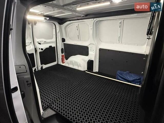Белый Пежо Эксперт груз.-пасс., объемом двигателя 1.5 л и пробегом 165 тыс. км за 16450 $, фото 29 на Automoto.ua