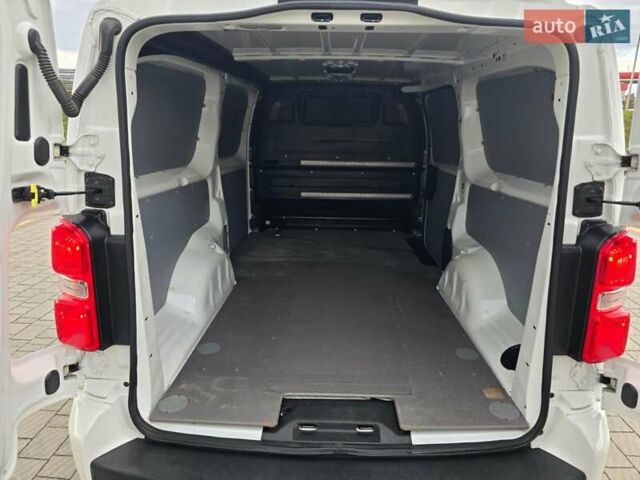 Белый Пежо Эксперт груз.-пасс., объемом двигателя 2 л и пробегом 170 тыс. км за 16499 $, фото 50 на Automoto.ua