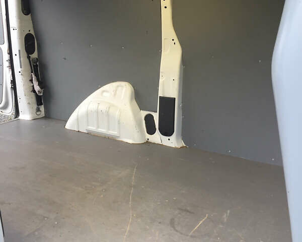 Белый Пежо Эксперт груз.-пасс., объемом двигателя 2 л и пробегом 240 тыс. км за 9700 $, фото 6 на Automoto.ua