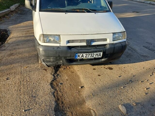 Пежо Эксперт груз.-пасс. 1995 в Первомайск на Automoto.ua Белый Пежо Эксперт груз.-пасс., объемом двигателя 1.9 л и пробегом 430 тыс. км за 1850 $, фото 3 на Automoto.ua