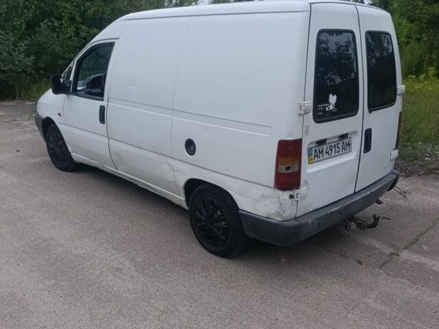 Белый Пежо Эксперт груз.-пасс., объемом двигателя 1.9 л и пробегом 400 тыс. км за 2250 $, фото 5 на Automoto.ua