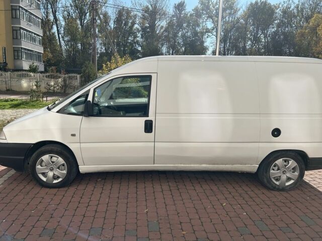 Пежо Експерт вант.-пас. 2002 у Івано-Франківську на Automoto.ua Білий Пежо Експерт вант.-пас., об'ємом двигуна 2 л та пробігом 300 тис. км за 3250 $, фото 2 на Automoto.ua