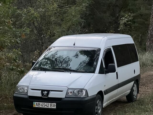 Пежо Эксперт груз.-пасс. 2006 в Киеве на Automoto.ua Белый Пежо Эксперт груз.-пасс., объемом двигателя 2 л и пробегом 322 тыс. км за 4950 $, фото 1 на Automoto.ua