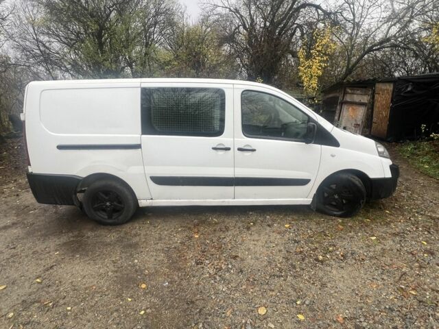 Пежо Эксперт груз.-пасс. 2007 в Лозовой на Automoto.ua Белый Пежо Эксперт груз.-пасс., объемом двигателя 2 л и пробегом 480 тыс. км за 4500 $, фото 1 на Automoto.ua