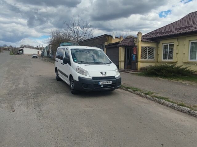 Білий Пежо Експерт вант.-пас., об'ємом двигуна 2 л та пробігом 299 тис. км за 5900 $, фото 6 на Automoto.ua