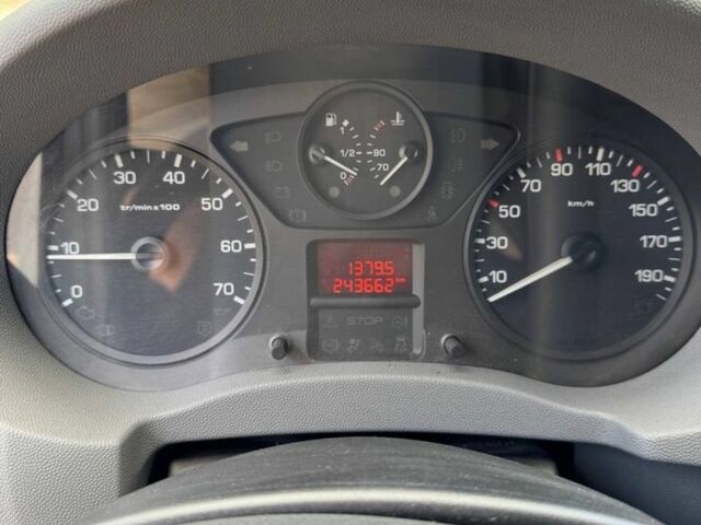 Білий Пежо Експерт вант.-пас., об'ємом двигуна 1.6 л та пробігом 250 тис. км за 4000 $, фото 11 на Automoto.ua