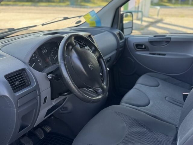 Білий Пежо Експерт вант.-пас., об'ємом двигуна 1.6 л та пробігом 410 тис. км за 5300 $, фото 5 на Automoto.ua