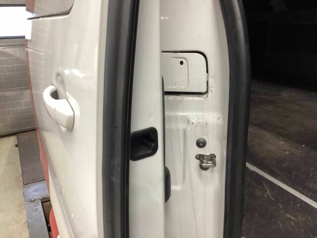 Білий Пежо Експерт вант.-пас., об'ємом двигуна 2 л та пробігом 174 тис. км за 14000 $, фото 13 на Automoto.ua