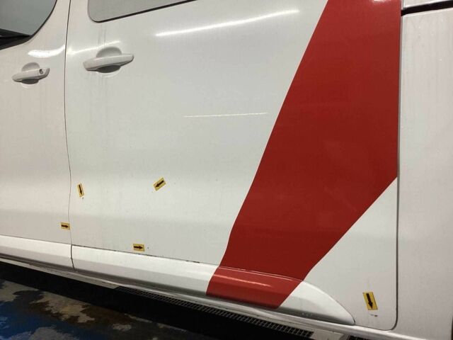 Білий Пежо Експерт вант.-пас., об'ємом двигуна 2 л та пробігом 174 тис. км за 14000 $, фото 8 на Automoto.ua