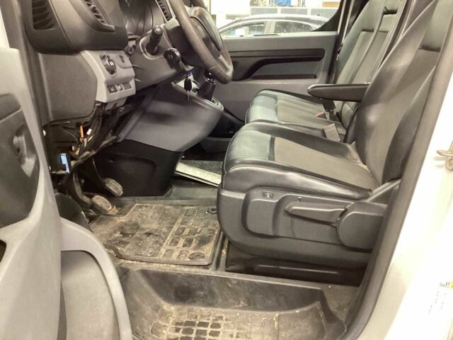 Білий Пежо Експерт вант.-пас., об'ємом двигуна 2 л та пробігом 174 тис. км за 14000 $, фото 19 на Automoto.ua